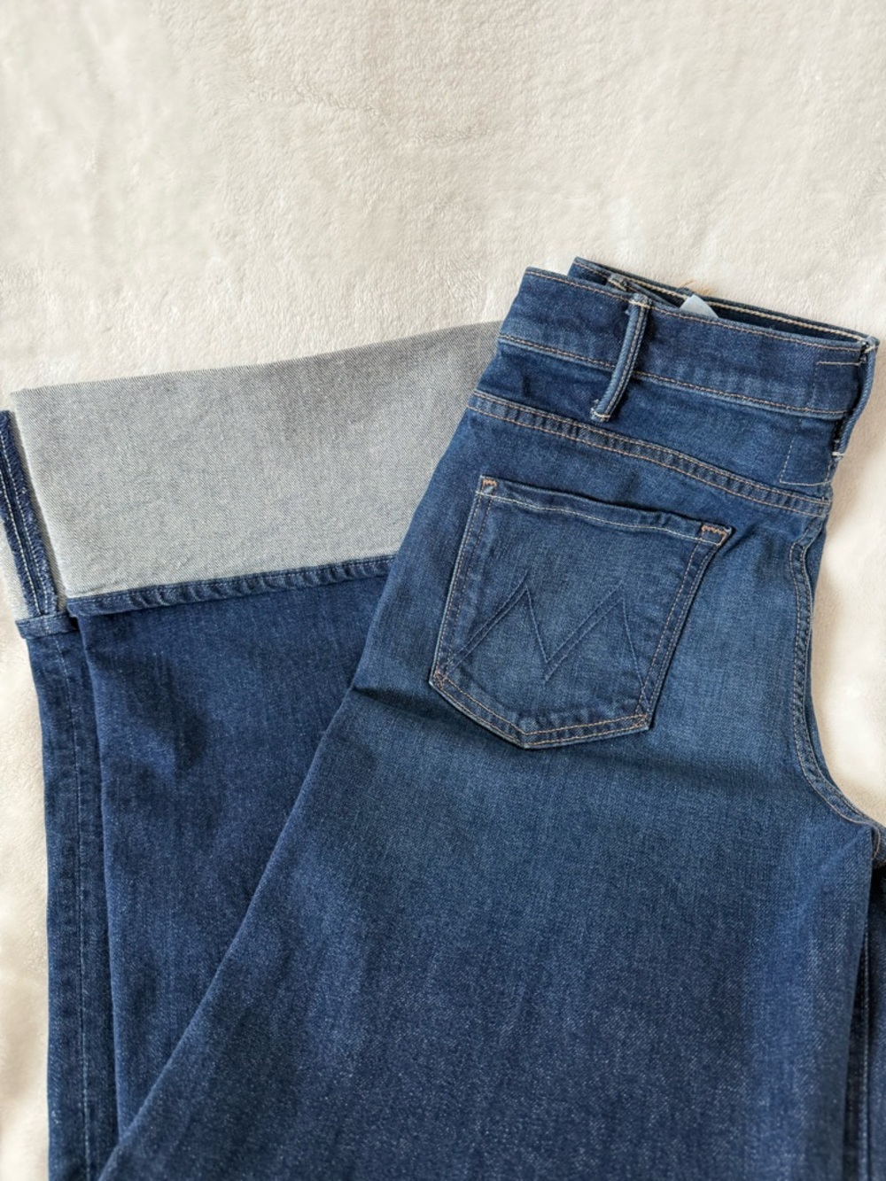 MOTHER High-Rise Wide-Leg Cuffed Dark Blue Jeans - Picture 3 of 4